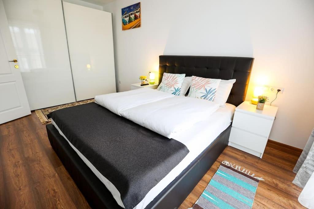 Modern Condo With Parking, Sibiu Dış mekan fotoğraf