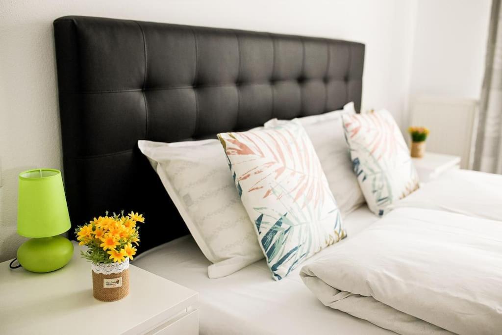 Modern Condo With Parking, Sibiu Dış mekan fotoğraf